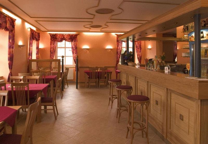 Hotel Zamecek Raspenava מראה חיצוני תמונה