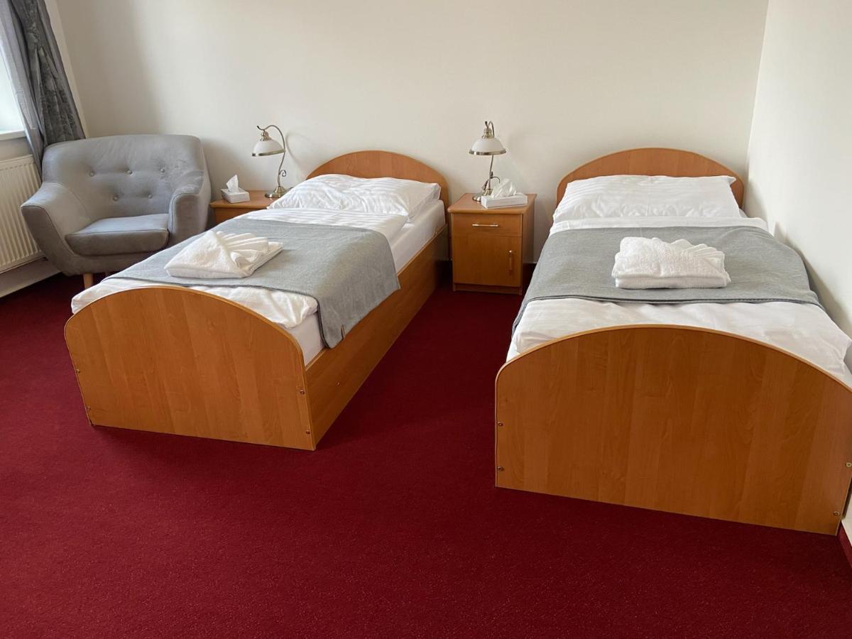 Hotel Zamecek Raspenava מראה חיצוני תמונה