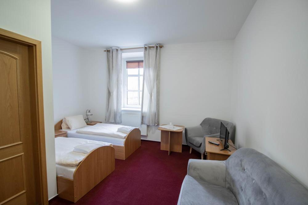 Hotel Zamecek Raspenava מראה חיצוני תמונה