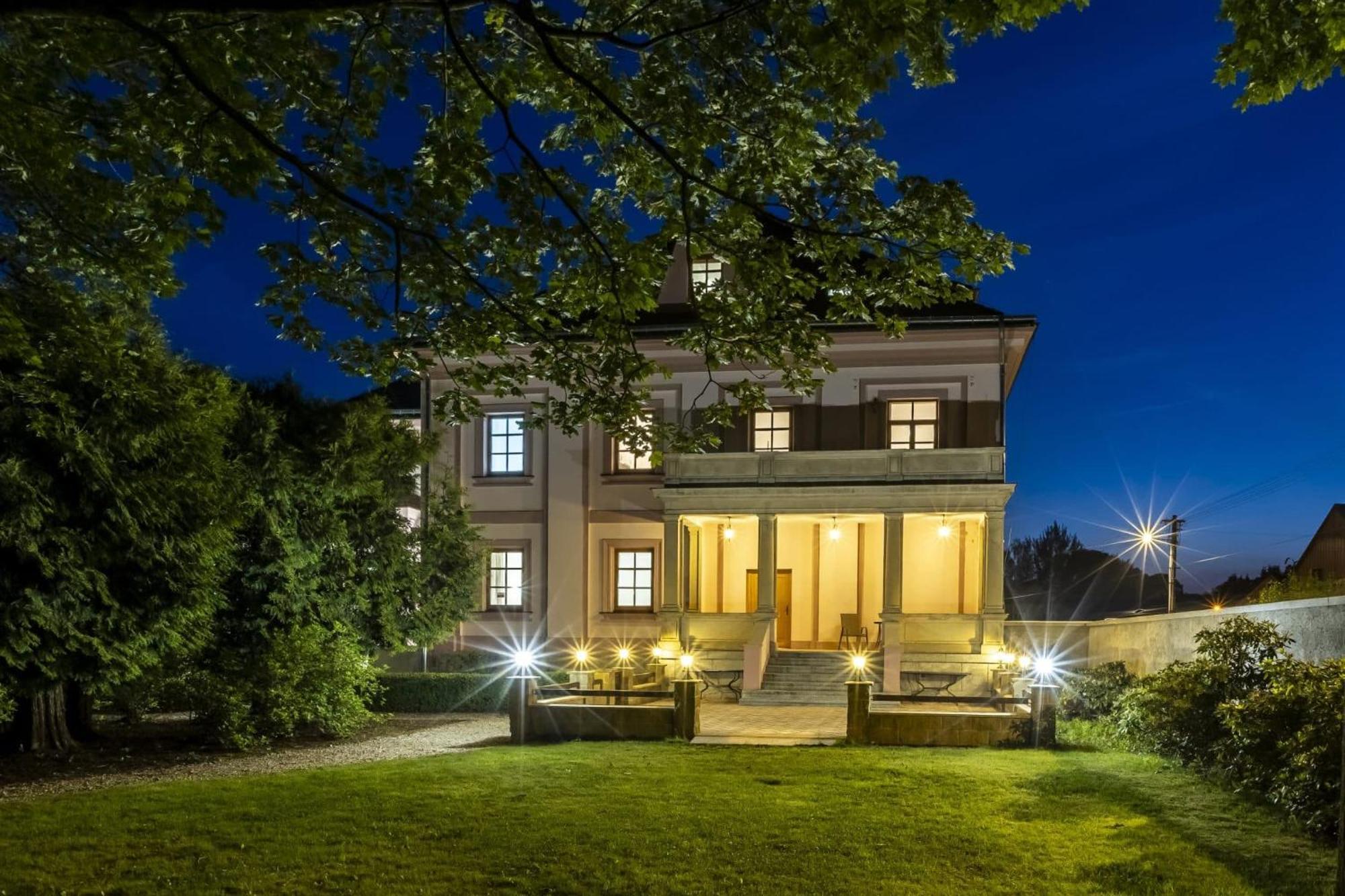 Hotel Zamecek Raspenava מראה חיצוני תמונה